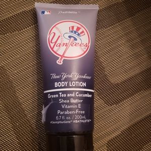 YANKEES MEN Green Tea and Cucumber Lotion -Clean Up Your Game